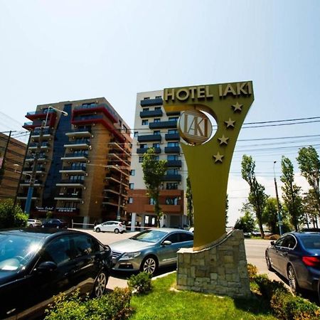 Mamaia Central Apartments Buitenkant foto