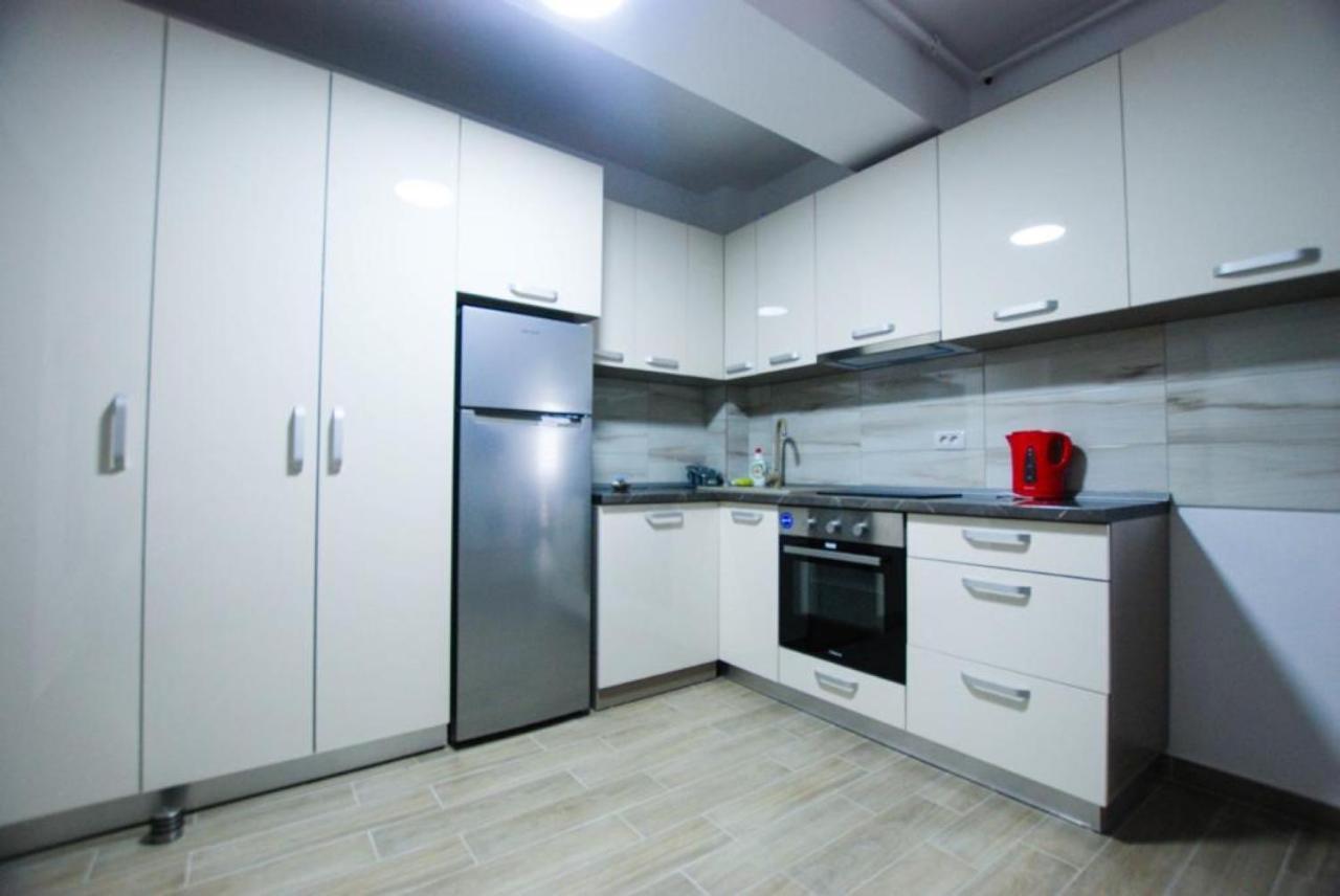 Mamaia Central Apartments Buitenkant foto