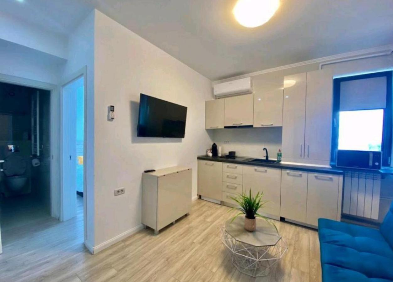 Mamaia Central Apartments Buitenkant foto